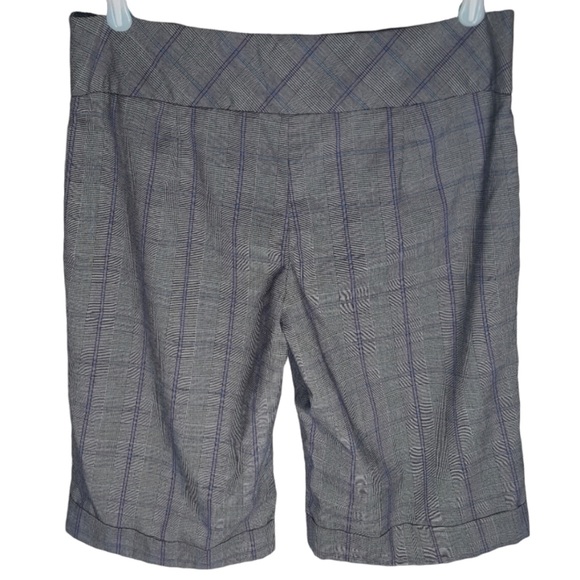 Miss Bisou Women/Jr's Houndstooth Plaid Bermuda Casual Shorts Size 9 - Picture 2 of 5